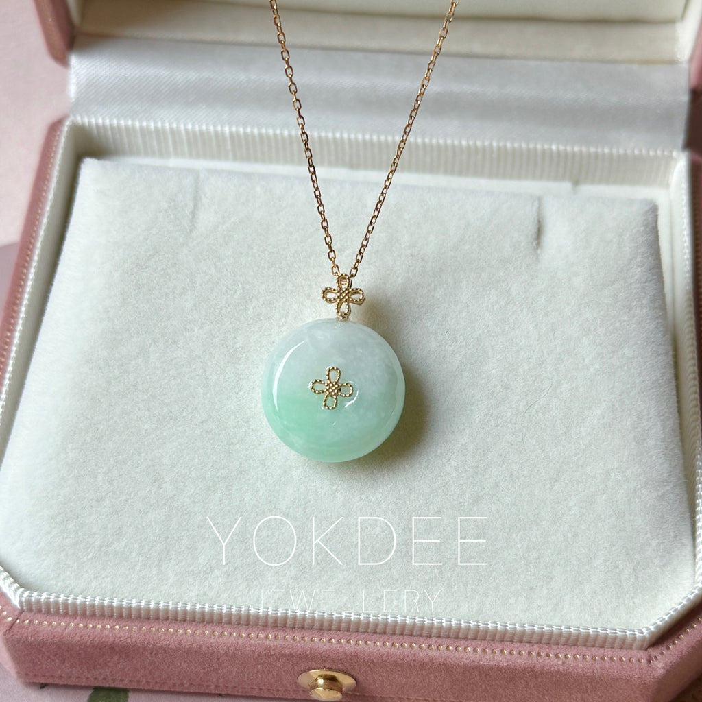 A-Grade Moss On Snow Jadeite M.Petals Lilac Flower Donut Pendant No.173005