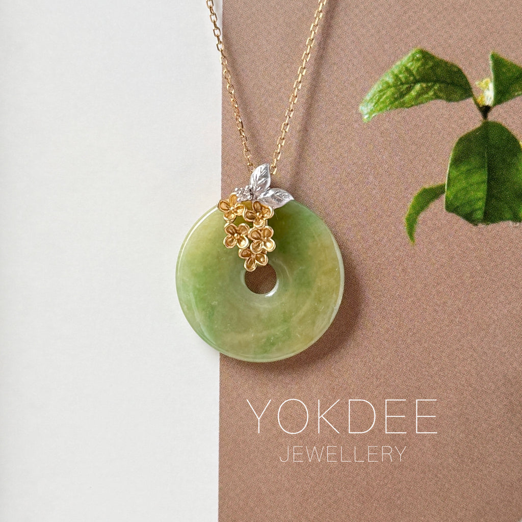 A-Grade Green Yellow Jadeite Donut Pendant (Osmanthus Flower) No.172757