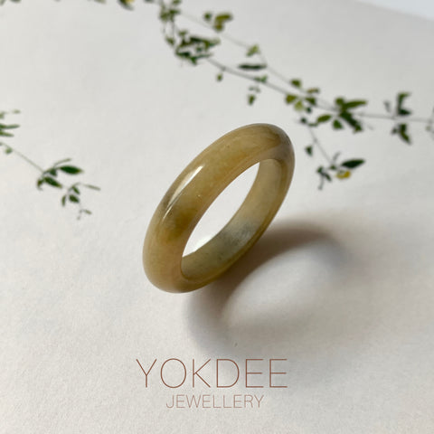 18.9mm A-Grade Natural Yellow Black Jadeite Ring Band No. 161734