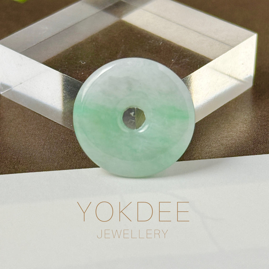 A-Grade Natural Moss On Snow Jadeite Donut No.172771