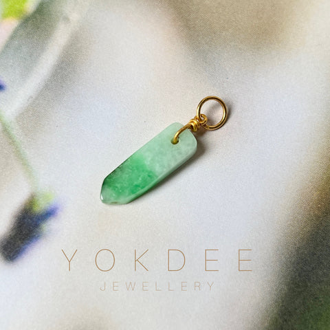 A-Grade Moss On Snow Jadeite Rock Pendant No.600130