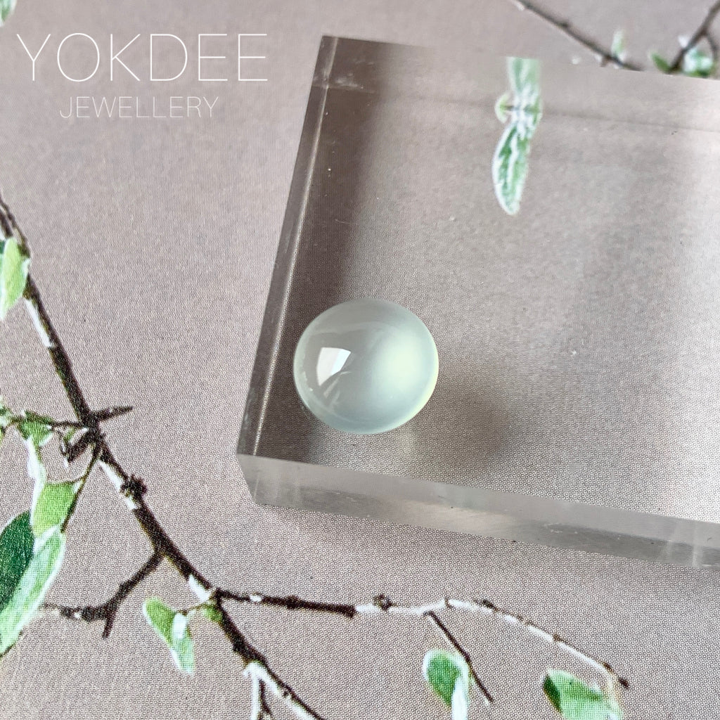 2.35 cts Highly Icy A-Grade Natural Jadeite Round Cabochon No.130317
