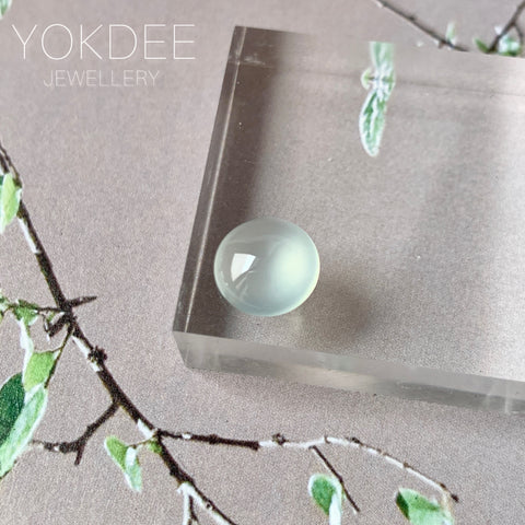 2.35 cts Highly Icy A-Grade Natural Jadeite Round Cabochon No.130317