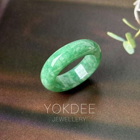 16.8mm A-Grade Imperial Green Jadeite Ring Band No. 162608