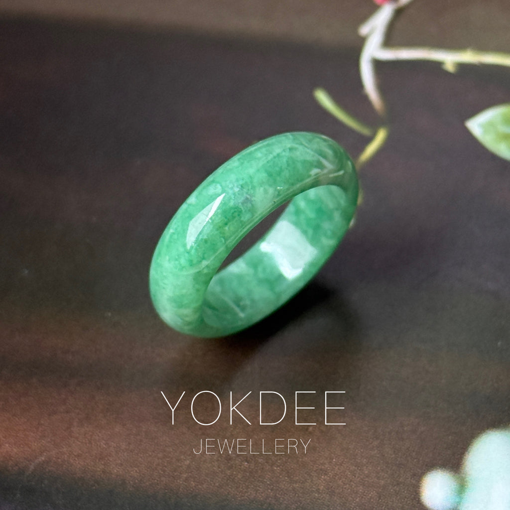 16.9mm A-Grade Imperial Green Jadeite Ring Band No. 162609