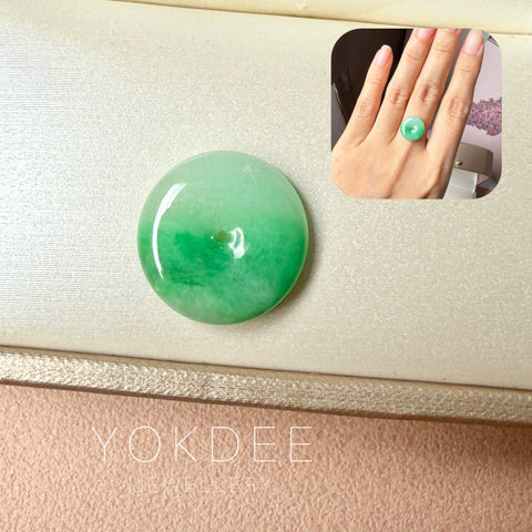 A-Grade Natural Moss On Snow Jadeite Donut No.172605