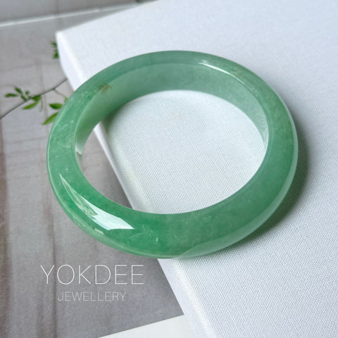 53mm A-Grade Green Jadeite Modern Round Bangle(Collector's Item) No.152144