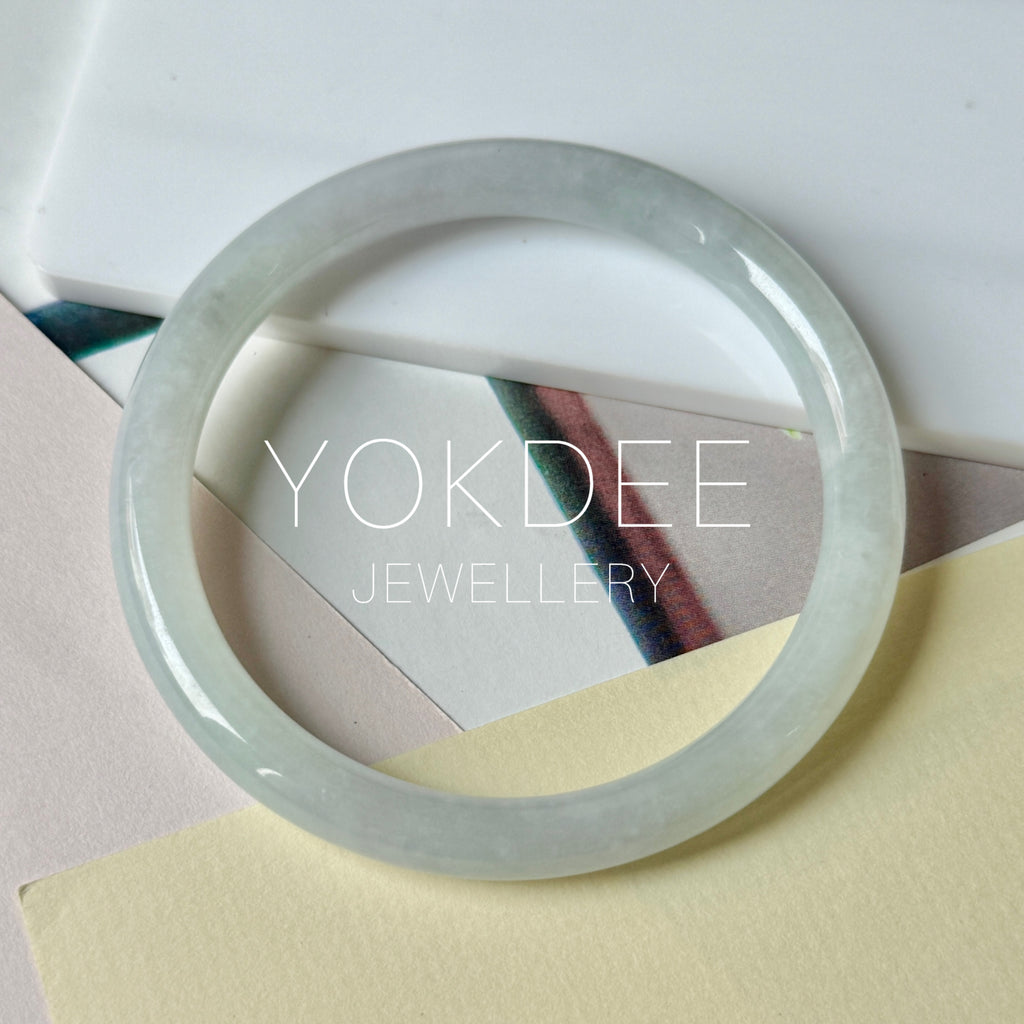 55.2mm A-Grade Natural Light Lavender Green Jadeite Traditional Round Slim Cut Bangle No. 152219