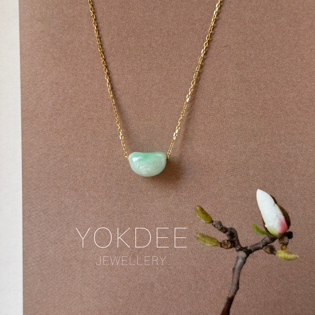 A-Grade Natural Moss On Snow Jadeite Jelly Bean Pendant No.172788