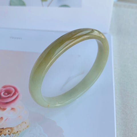 51.7mm A-Grade Jadeite Yellow And Green Modern Oval Bangle No.330001