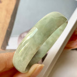 53.5 mm A-Grade Natural Green Jadeite Modern Round Bangle No.151951