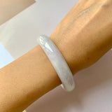 55.2mm A-Grade Natural Lavender Green Jadeite Modern Round Bangle No.151959