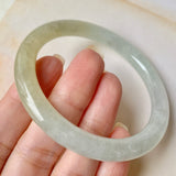 SOLD OUT: 55.7mm A-Grade Natural Duo Tone Jadeite Traditional Round Bangle No.151921