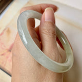 SOLD OUT: 55.7mm A-Grade Natural Duo Tone Jadeite Traditional Round Bangle No.151921