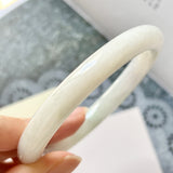 SOLD OUT: 57.6mm A-Grade Natural White Jadeite Traditional Round Bangle No.151579