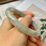 52.4mm A-Grade Natural Light Green Jadeite Traditional Round Bangle No.151944