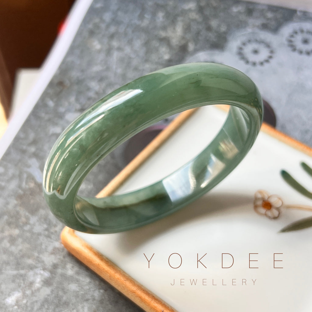 52.1mm A-Grade Natural Bluish Green Jadeite Modern Oval Bangle No.151963