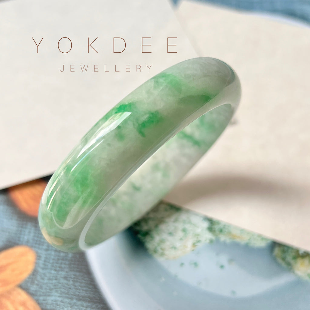 52.4mm A-Grade Natural Moss On Snow Jadeite Modern Round Bangle No.151752