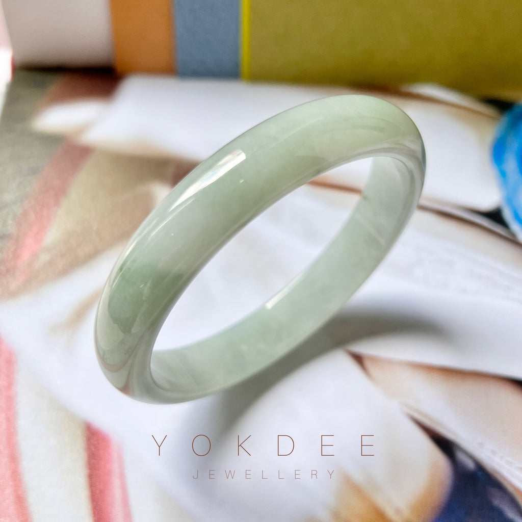 56.1mm A-Grade Natural Light Green Jadeite Modern Round Bangle No.330078