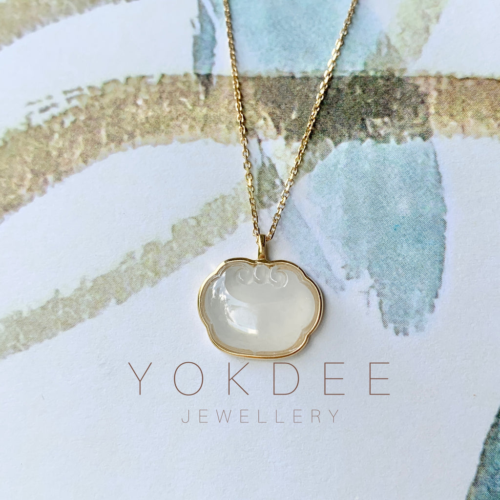 Icy A-Grade Jadeite Bespoke Ruyi Pendant No.171734