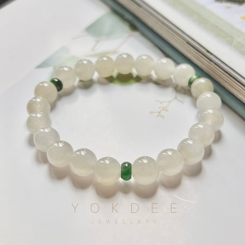 SOLD OUT: 8.4mm A-Grade Natural White and Green Jadeite Beaded Bracelet No.190356
