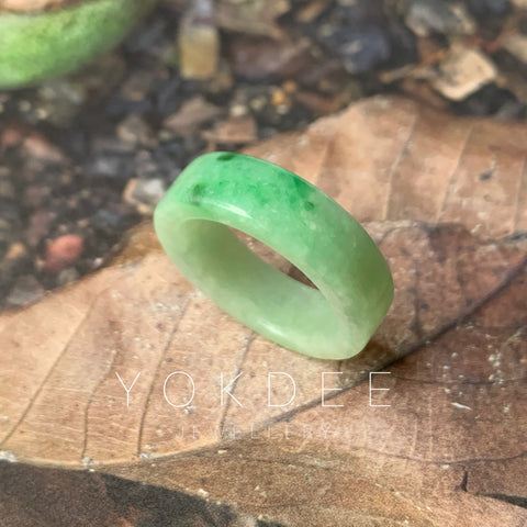 SOLD OUT: 17mm A-Grade Natural Moss On Snow Jadeite Ring Band No.162120