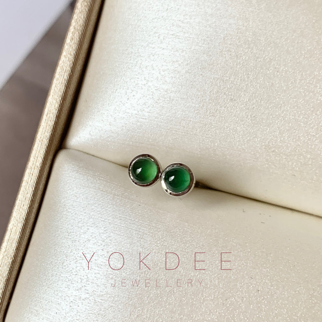 A-Grade Natural Imperial Green Jadeite MINI.malist Earring No.180562