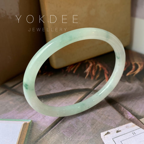 52.1 mm A-Grade Natural Floral Jadeite Traditional Oval Bangle No.151908